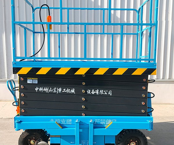 额济纳旗自行走升降机
